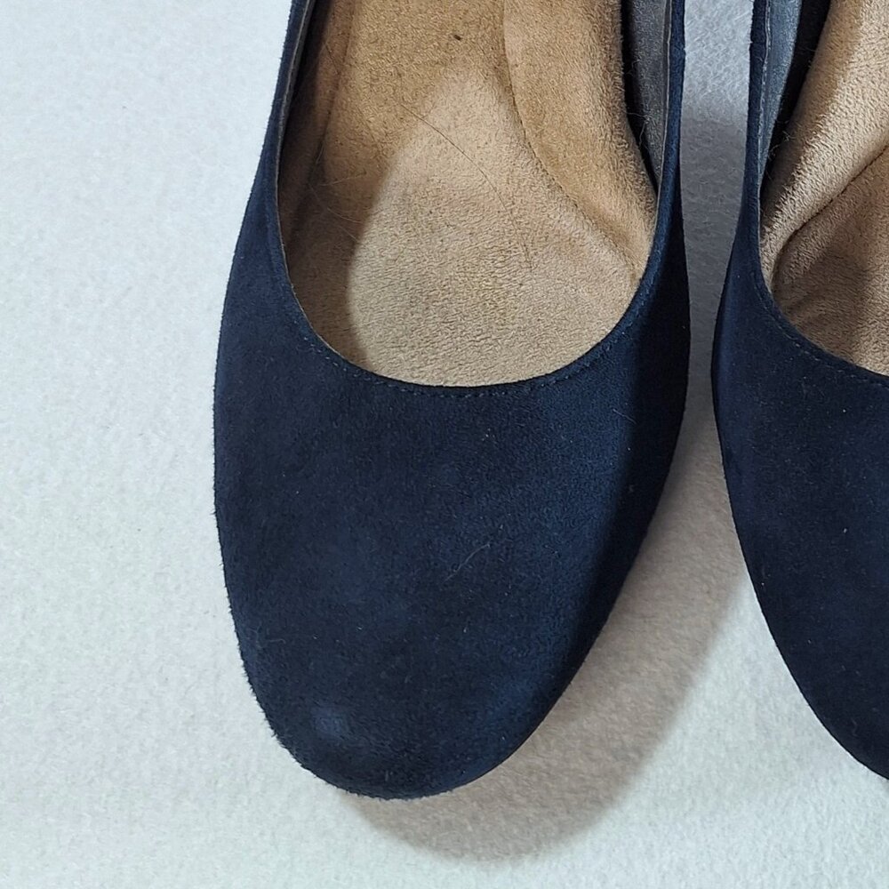 Giani Bernini sz 8.5 Navy Blue Suede & Patent Colorblock Velmah Pumps, 3" Heel - Picture 9 of 14